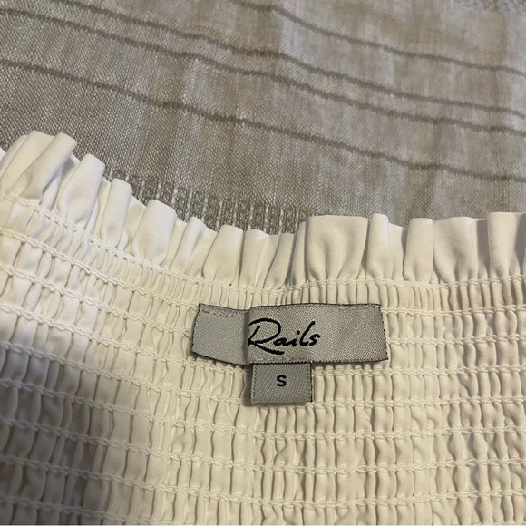 RAILS Addison Skirt in White Embroidered Daisies - Picture 7 of 11